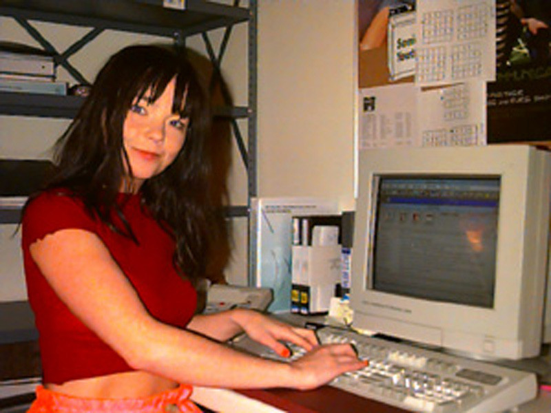 Online no trabalho Online no trabalho